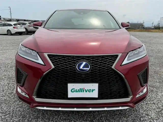 レクサス ＲＸ 450h Fスポーツ 香川県 2020(令2)年 5万km レッドマイカクリスタルシャイン 純正12.3型ナビ/　(Blu-ray/AppleCarPlay、AndroidAuto対応)/フルセグTV/パワーバックドア/パノラミックビューモニター/ビルトインETC2.0/ドライブレコーダー/レーダークルーズコントロール/クリアランスソナー/セーフティシステムプラス/・プリクラッシュセーフティ/・レーントレーシングアシスト/・オートマチックハイビーム/・ロードサインアシスト/・先行車発進告知機能/角型3眼LEDヘッドランプ/本革巻きステアリング/ステアリングヒーター/パドルシフト/フレアレッド革シート/前席スポーツシート/前席パワーシート/前席コンフォータブルエアシート/運転席ポジションメモリー/純正20インチアルミホイール/スマートエントリー/スタートシステム/禁煙車