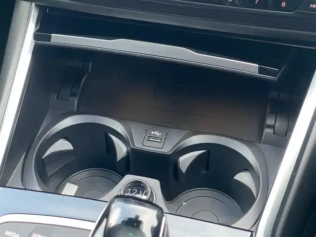 ＢＭＷ ＢＭＷ ３２０ｄ xDrive EDジョイ+ 山梨県 2021(令3)年 2万km アルピンホワイトⅢ ワンオーナー /プラスパッケージ/コンフォートパッケージ/インテリジェントセーフティ/ACC/LKA/BSA/前後PDC/360°カメラ/電動トランク/純正ナビ/AppleCarPlay/Bluetooth/シートヒーター /パワーシート/LEDヘッドライト/ETC2.0/純正17インチAW