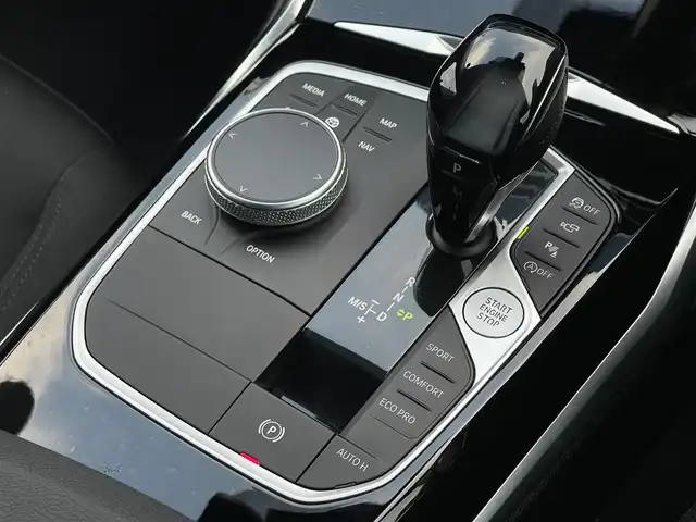 ＢＭＷ ＢＭＷ ３２０ｄ xDrive EDジョイ+ 山梨県 2021(令3)年 2万km アルピンホワイトⅢ ワンオーナー /プラスパッケージ/コンフォートパッケージ/インテリジェントセーフティ/ACC/LKA/BSA/前後PDC/360°カメラ/電動トランク/純正ナビ/AppleCarPlay/Bluetooth/シートヒーター /パワーシート/LEDヘッドライト/ETC2.0/純正17インチAW