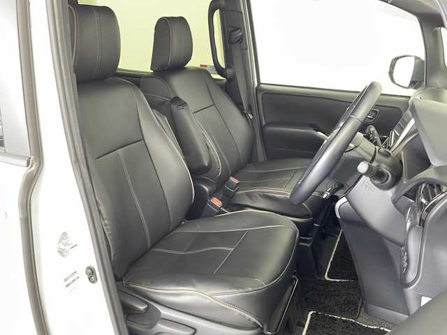 トヨタ ヴォクシー ZS 煌Ⅱ 茨城県 2020(令2)年 4.8万km ホワイトパールクリスタルシャイン 純正９型ナビ　バックカメラ　レーダークルーズコントロール　ビルトインＥＴＣ　レーンキープアシスト　衝突軽減ブレーキ　ＬＥＤヘッドライト　両側パワースライドドア　純正１６インチアルミホイール