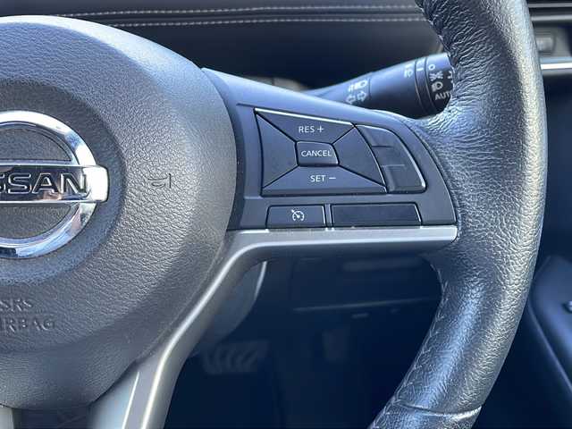 日産 セレナ ハイウェイスター 道東・釧路十勝 2017(平29)年 9.6万km ブリリアントホワイトパール 4WD/純正フリップダウンモニター/アラウンドビューモニター/GPSレーダー（AR-S1A）/エマージェンシーブレーキ/クルーズコントロール/パークアシスト/コーナーセンサー/純正9インチSDナビ/・フルセグ/BT/CD/DVD/ラジオ/両側パワースライドドア（ハンズフリー機能付き）/LEDヘッドライト/LEDフォグランプ/アイドリングストップ/スマートキー/プッシュスタート/フロアマット