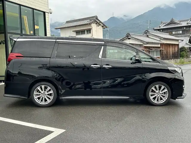 トヨタ アルファード S Aパッケージ タイプブラック 愛媛県 2016(平28)年 7.3万km ブラック ALPINEビックX11型ナビ/ALPINE9型ヘッドレストモニター×2/両側電動スライドドア/バックカメラ/クルーズコントロール/電動リアゲート/クリアランスソナー/AC100V/100Wコンセント/電格ミラー/電動パーキングブレーキ/ドアバイザー/ISOFIX/ETC/現状サマー(純正AW)(235/50/R18)/YOKOHAMA BluEarth RV-02