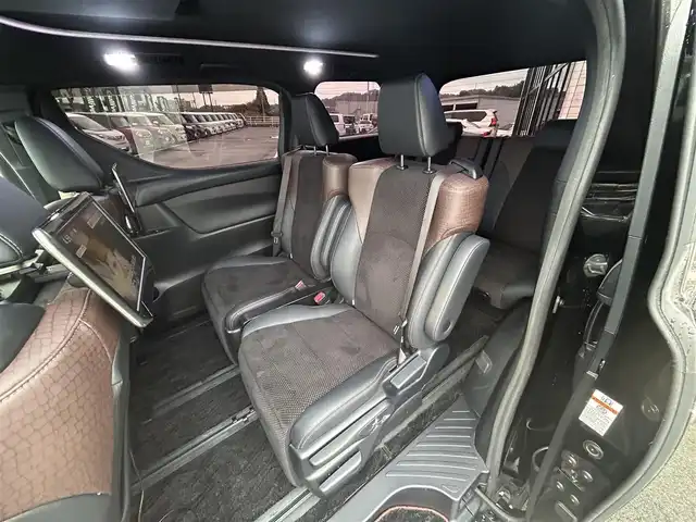 トヨタ アルファード S Aパッケージ タイプブラック 愛媛県 2016(平28)年 7.3万km ブラック ALPINEビックX11型ナビ/ALPINE9型ヘッドレストモニター×2/両側電動スライドドア/バックカメラ/クルーズコントロール/電動リアゲート/クリアランスソナー/AC100V/100Wコンセント/電格ミラー/電動パーキングブレーキ/ドアバイザー/ISOFIX/ETC/現状サマー(純正AW)(235/50/R18)/YOKOHAMA BluEarth RV-02
