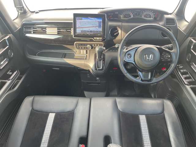 ホンダ Ｎ ＢＯＸ カスタム L ターボ 福岡県 2021(令3)年 3.7万km ミッドナイトブルービームM ワンオーナー/ホンダセンシング/CMBS/レーンアシスト/パーキングセンサー/社外ナビ（ＭＤＶ－Ｓ７０８Ｌ）/フルセグTV/CD/DVD/BT/SD/AM/FM/バックカメラ/両側パワースライドドア/前席シートヒーター/レーダークルーズコントロール/ＬＥＤオートライト/フォグランプ/パドルシフト/純正ＡＷ/スマートキー/プッシュスタート/シートバックテーブル/ロールサンシェード