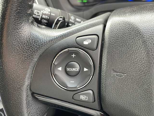 ホンダ ヴェゼル ハイブリッド Z 鹿児島県 2015(平27)年 10.3万km ホワイトオーキッドパール インターナビ/フルセグ/バックカメラ/Bluetooth/ビルトインETC/ステアリングスイッチ/前席シートヒーター/前方ドライブレコーダー/パドルシフト/クルーズコントロール/衝突軽減ブレーキ/トノカバー/スマートキー2本/純正フロアマット/LEDヘッドライト/フロントフォグランプ/オートライト