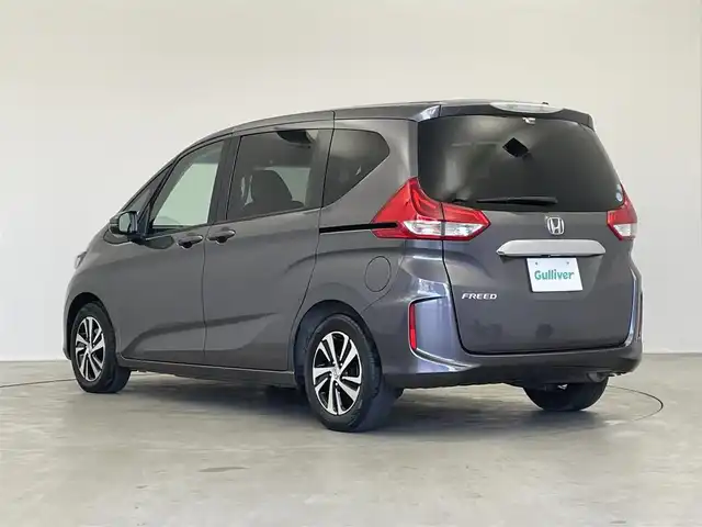 ホンダ フリード G ホンダセンシング 埼玉県 2018(平30)年 3万km ソニックグレーパール 社外SDナビ/ CD DVD USB SD SDREC/両側パワースライドドア/バックカメラ/ハーフレザーシート/電動格納ミラー/ACC（アダプティブクルーズコントロール）/衝突軽減ブレーキ（CMBS）/LKAS(車線維持支援システム）/VSA（ビークルスタビリティアシスト）/アイドリングストップ/社外前方ドライブレコーダー/ビルトインETC/エンジンスタートボタン/スマートキー/純正LEDヘッドライト/オートライト/純正アルミホイール