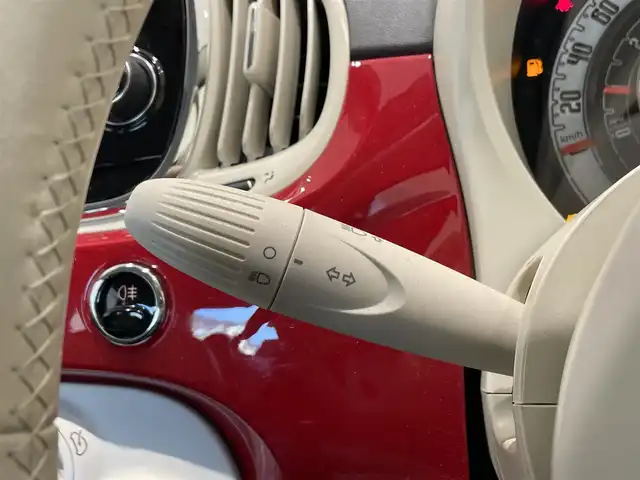 フィアット ５００ ツインエア ポップ 福岡県 2017(平29)年 1.9万km 赤 純正ディスプレイオーディオ　/Ｂｌｕｅｔｏｏｔｈ　/ＵＳＢ／ＡＵＸ　/ＭＴモード付ＡＴ　/ＥＴＣ　/リモコンキー