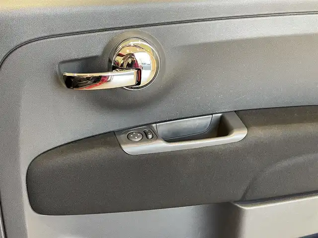 フィアット ５００ ツインエア ポップ 福岡県 2017(平29)年 1.9万km 赤 純正ディスプレイオーディオ　/Ｂｌｕｅｔｏｏｔｈ　/ＵＳＢ／ＡＵＸ　/ＭＴモード付ＡＴ　/ＥＴＣ　/リモコンキー