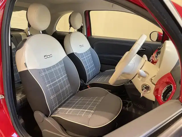 フィアット ５００ ツインエア ポップ 福岡県 2017(平29)年 1.9万km 赤 純正ディスプレイオーディオ　/Ｂｌｕｅｔｏｏｔｈ　/ＵＳＢ／ＡＵＸ　/ＭＴモード付ＡＴ　/ＥＴＣ　/リモコンキー