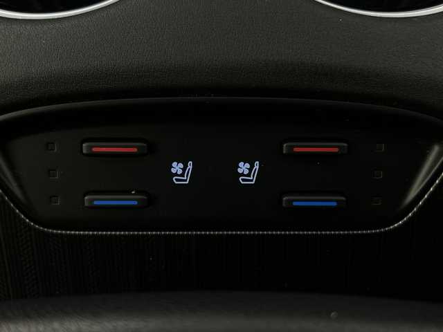 トヨタ ハリアー ハイブリッド Z レザーパッケージ 愛知県 2020(令2)年 5.8万km プレシャスブラックパール 禁煙車/モデリスタエアロ/純正12.3インチナビ/(Bluetooth/AUX/USB/FM/AM/フルセグTV/AppleCarPlay/AndoirdAuto)/JBLサウンド/全方位カメラ/(バックカメラ/フロントカメラ/両サイドカメラ)/ヘッドアップディスプレイ/トヨタセーフティセンス/・アダプティブクルーズコントロール/・プリクラッシュセーフティ/・レーンキープアシスト/・ブラインドスポットモニター/・オートマチックハイビーム/・ロードサインアシスト/・リアクロストラフィックアラート/・パーキングサポートブレーキ/電動パーキングブレーキ/ブレーキホールド/デジタルインナーミラー/(ドライブレコーダー付き)/ビルトインETC2.0/ステアリングヒーター/ステアリングリモコン/レザーシート/前席パワーシート/前席シートヒーター/前席エアーシート/RAYS製20インチアルミホイール/スマートキー/(スペアキー1本)/プッシュスタート/LEDヘッドライト/オートライト/フロントフォグライト/純正フロアマット