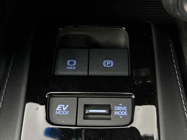 トヨタ ハリアー ハイブリッド Z レザーパッケージ 愛知県 2020(令2)年 5.8万km プレシャスブラックパール 禁煙車/モデリスタエアロ/純正12.3インチナビ/(Bluetooth/AUX/USB/FM/AM/フルセグTV/AppleCarPlay/AndoirdAuto)/JBLサウンド/全方位カメラ/(バックカメラ/フロントカメラ/両サイドカメラ)/ヘッドアップディスプレイ/トヨタセーフティセンス/・アダプティブクルーズコントロール/・プリクラッシュセーフティ/・レーンキープアシスト/・ブラインドスポットモニター/・オートマチックハイビーム/・ロードサインアシスト/・リアクロストラフィックアラート/・パーキングサポートブレーキ/電動パーキングブレーキ/ブレーキホールド/デジタルインナーミラー/(ドライブレコーダー付き)/ビルトインETC2.0/ステアリングヒーター/ステアリングリモコン/レザーシート/前席パワーシート/前席シートヒーター/前席エアーシート/RAYS製20インチアルミホイール/スマートキー/(スペアキー1本)/プッシュスタート/LEDヘッドライト/オートライト/フロントフォグライト/純正フロアマット