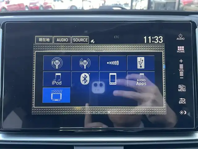 ホンダ アコード EX 佐賀県 2022(令4)年 1.3万km プラチナホワイトパール サンルーフ/ホンダセンシング/レーダークルーズコントロール/ブラインドスポットインフォメーション/コーナーセンサー/純正8型ナビ/・バックカメラ/・フルセグTV/BT/・TVキャンセラー/ワイヤレス充電/純正前後ドラレコ/レザーシート/D席メモリーシート/前席パワーシート/全席シートヒーター/ETC/LEDヘッドライト/オートマチックハイビーム/フォグランプ/ヘッドアップディスプレイ/革巻きステアリング/パドルシフト/電動パーキングスイッチ/ラゲッジマット/スペアキー×１/取扱説明書/保証書