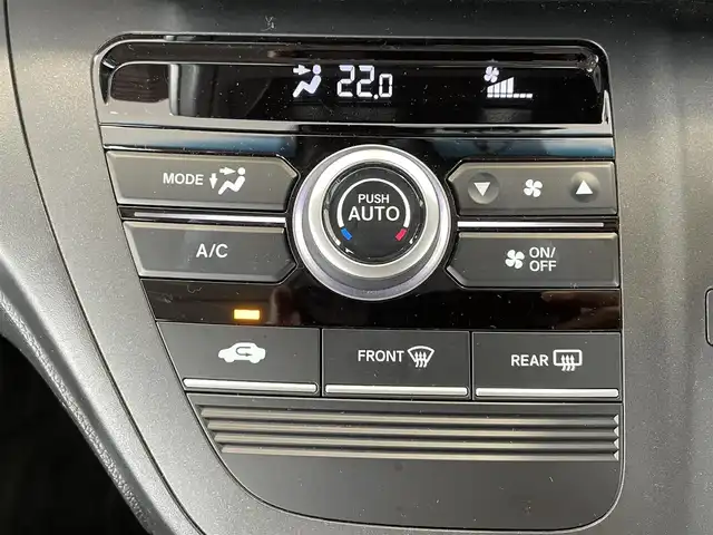 ホンダ フリード クロスター ホンダセンシング 栃木県 2021(令3)年 2.3万km プラチナホワイトパール ワンオーナー /禁煙車/純正9インチナビ/（フルセグTV/BT/CD/DVD/SD）/バックモニター/レーダークルーズコントロール/衝突軽減システム/レーンキープアシスト/コーナーセンサー/両側パワースライドドア/ルーフレール /ハーフレザーシート/前席シートヒーター/前後ドライブレコーダー/スマートキー/オートライト/LEDヘッドライト/フォグランプ/ビルドインETC/純正15インチAW/保証書/取説