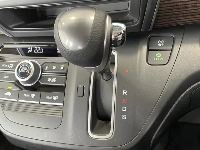 ホンダ フリード クロスター ホンダセンシング 栃木県 2021(令3)年 2.3万km プラチナホワイトパール ワンオーナー /禁煙車/純正9インチナビ/（フルセグTV/BT/CD/DVD/SD）/バックモニター/レーダークルーズコントロール/衝突軽減システム/レーンキープアシスト/コーナーセンサー/両側パワースライドドア/ルーフレール /ハーフレザーシート/前席シートヒーター/前後ドライブレコーダー/スマートキー/オートライト/LEDヘッドライト/フォグランプ/ビルドインETC/純正15インチAW/保証書/取説