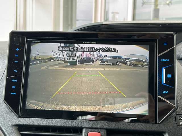 トヨタ エスクァイア Gi 静岡県 2016(平28)年 13.4万km スパークリングブラックパールクリスタルシャイン 社外SDナビ/・CD/・DVD/・フルセグTV/・Bluetooth/・AM/・FM/主要装備/・衝突軽減/・レーンキープ/・クルコン/・バックカメラ/・両側パワスラ/・オートハイビーム/・D+N席シートヒーター/・レザーシート/・ビルトインETC/・前方ドラレコ/・純正フロアマット/・純正アルミホイール/・スマートキー/・プッシュスタート