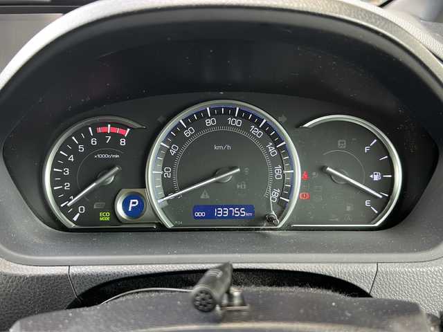 トヨタ エスクァイア Gi 静岡県 2016(平28)年 13.4万km スパークリングブラックパールクリスタルシャイン 社外SDナビ/・CD/・DVD/・フルセグTV/・Bluetooth/・AM/・FM/主要装備/・衝突軽減/・レーンキープ/・クルコン/・バックカメラ/・両側パワスラ/・オートハイビーム/・D+N席シートヒーター/・レザーシート/・ビルトインETC/・前方ドラレコ/・純正フロアマット/・純正アルミホイール/・スマートキー/・プッシュスタート