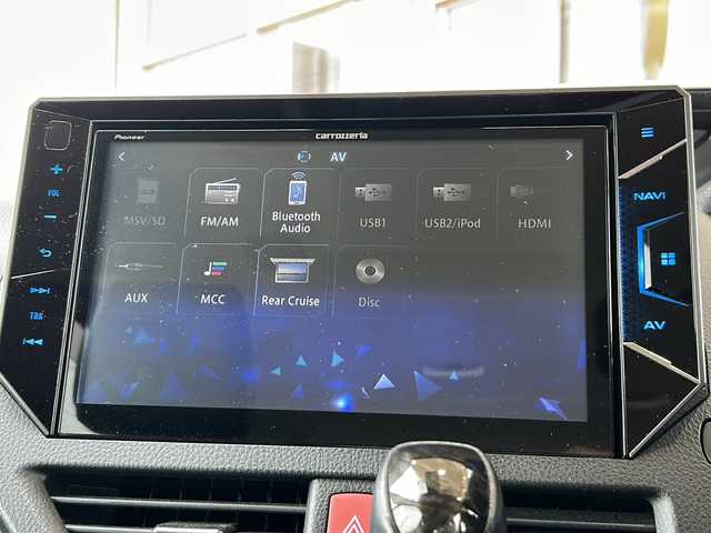 トヨタ エスクァイア Gi 静岡県 2016(平28)年 13.4万km スパークリングブラックパールクリスタルシャイン 社外SDナビ/・CD/・DVD/・フルセグTV/・Bluetooth/・AM/・FM/主要装備/・衝突軽減/・レーンキープ/・クルコン/・バックカメラ/・両側パワスラ/・オートハイビーム/・D+N席シートヒーター/・レザーシート/・ビルトインETC/・前方ドラレコ/・純正フロアマット/・純正アルミホイール/・スマートキー/・プッシュスタート