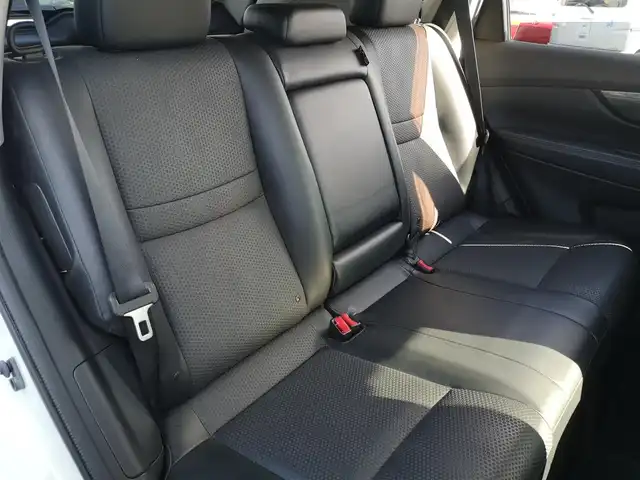 日産 エクストレイル 20X 茨城県 2014(平26)年 14.5万km ブリリアントホワイトパール 純正ナビ/【TV・ラジオ・CD・USB・ウォークマン・SD・iPod・VTR・AUX】/Bカメラ/ETC/前後ドラレコ/シートヒーター/アイドリングストップ/オートライト/Fフォグ/LEDライト/純正フロアマット/純正アルミホイール/ドアバイザー/電格ミラー/ウインカーミラー