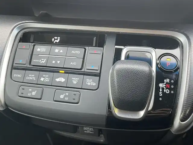 ホンダ ステップワゴン スパーダ eHEV G EXホンダS 埼玉県 2020(令2)年 10.7万km プレミアムスパークルブラックパール ・ワンオーナー/・純正ナビ（VXM-207VFNi)(CD/DVD/フルセグ/BT)/・バックカメラ/・両側パワースライドドア/・前席シートヒーター/・衝突軽減ブレーキシステム/・ETC2.0/・純正16インチアルミホイール/・ハーフレザーシート/・新車保証書