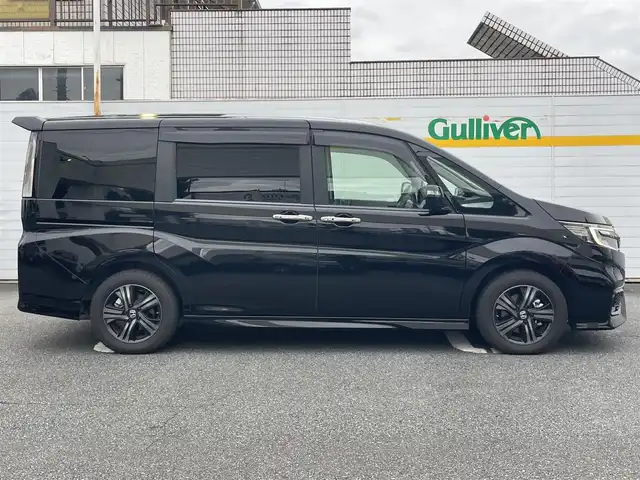 ホンダ ステップワゴン スパーダ eHEV G EXホンダS 埼玉県 2020(令2)年 10.7万km プレミアムスパークルブラックパール ・ワンオーナー/・純正ナビ（VXM-207VFNi)(CD/DVD/フルセグ/BT)/・バックカメラ/・両側パワースライドドア/・前席シートヒーター/・衝突軽減ブレーキシステム/・ETC2.0/・純正16インチアルミホイール/・ハーフレザーシート/・新車保証書