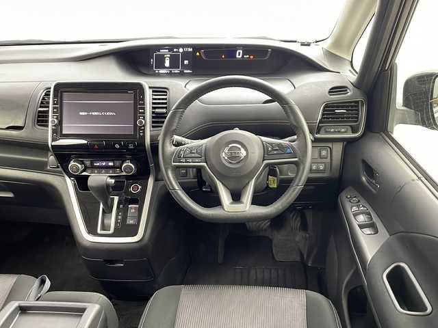 日産 セレナ ハイウェイスターVセレクションⅡ 愛知県 2018(平30)年 7万km ダイヤモンドブラック 純正９インチSDメモリナビ(MM517D-L)/・BT/USB/フルセグTV/CD/DVD/全方位・バックカメラ/carrozeriaフリップダウンモニター/両側パワースライドドア/日産プロパイロット/クリアランスソナー/インテリジェントパーキングアシスト/デジタルインナーミラー/前後ドライブレコーダー/低速衝突軽減ブレーキ/横滑り防止装置/アイドリングストップ/ビルトインETC/LEDヘッドライト/CLIFFORD搭載/純正アルミホイール/スペアキー×２/保証書・取扱説明書