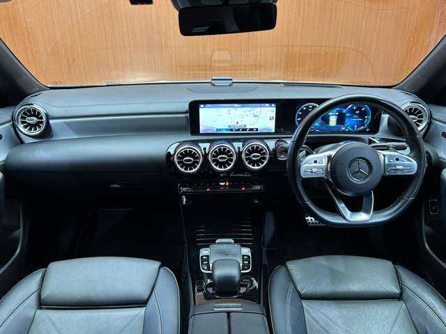 メルセデス・ベンツ ＣＬＡ２００ｄ AMGライン 千葉県 2019(令1)年 5.1万km デジタルホワイト ＡＭＧレザーエクスクルーシブＰＫＧ　/アドバンスドＰＫＧ　/パノラマＳＲ　/革シート　/ＨＵＤ　/ＡＣＣ　/ナビ　/ＴＶ　/３６０°Ｂｌｕｅｔｏｏｔｈ接続　/シートＨ　　/衝突軽減Ｂ　/ＢＳＭ　/ＬＫＡ　/前後ドラレコ　/ＥＴＣ