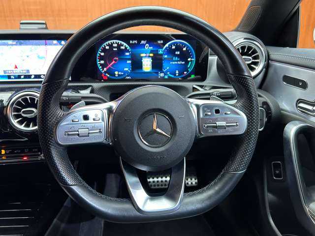 メルセデス・ベンツ ＣＬＡ２００ｄ AMGライン 千葉県 2019(令1)年 5.1万km デジタルホワイト ＡＭＧレザーエクスクルーシブＰＫＧ　/アドバンスドＰＫＧ　/パノラマＳＲ　/革シート　/ＨＵＤ　/ＡＣＣ　/ナビ　/ＴＶ　/３６０°Ｂｌｕｅｔｏｏｔｈ接続　/シートＨ　　/衝突軽減Ｂ　/ＢＳＭ　/ＬＫＡ　/前後ドラレコ　/ＥＴＣ