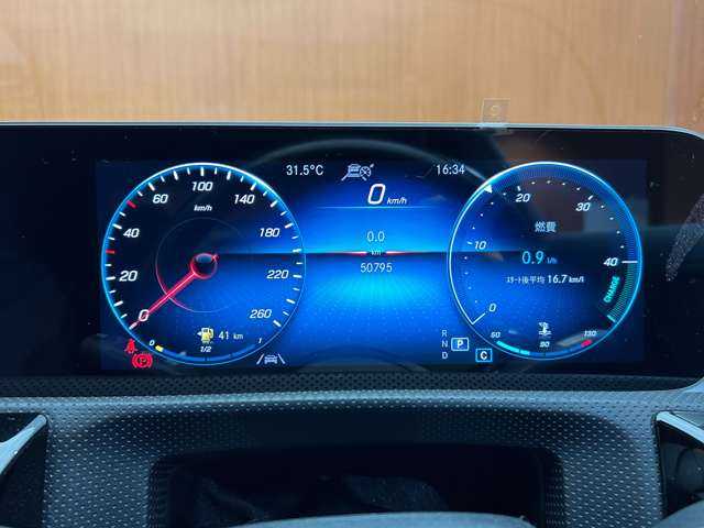 メルセデス・ベンツ ＣＬＡ２００ｄ AMGライン 千葉県 2019(令1)年 5.1万km デジタルホワイト ＡＭＧレザーエクスクルーシブＰＫＧ　/アドバンスドＰＫＧ　/パノラマＳＲ　/革シート　/ＨＵＤ　/ＡＣＣ　/ナビ　/ＴＶ　/３６０°Ｂｌｕｅｔｏｏｔｈ接続　/シートＨ　　/衝突軽減Ｂ　/ＢＳＭ　/ＬＫＡ　/前後ドラレコ　/ＥＴＣ
