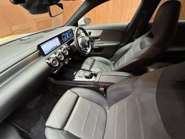 メルセデス・ベンツ ＣＬＡ２００ｄ AMGライン 千葉県 2019(令1)年 5.1万km デジタルホワイト ＡＭＧレザーエクスクルーシブＰＫＧ　/アドバンスドＰＫＧ　/パノラマＳＲ　/革シート　/ＨＵＤ　/ＡＣＣ　/ナビ　/ＴＶ　/３６０°Ｂｌｕｅｔｏｏｔｈ接続　/シートＨ　　/衝突軽減Ｂ　/ＢＳＭ　/ＬＫＡ　/前後ドラレコ　/ＥＴＣ