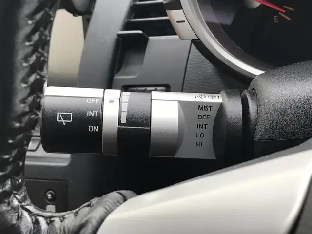 日産 フェアレディ Ｚ バージョンST 富山県 2004(平16)年 6.3万km ホワイトパール BOSEサウンド/カーオーディオ/レザーシート/パワーシート/シートヒーター/革巻きステアリング/リモコンキー/ETC/パワーウインドウ/純正18インチAW