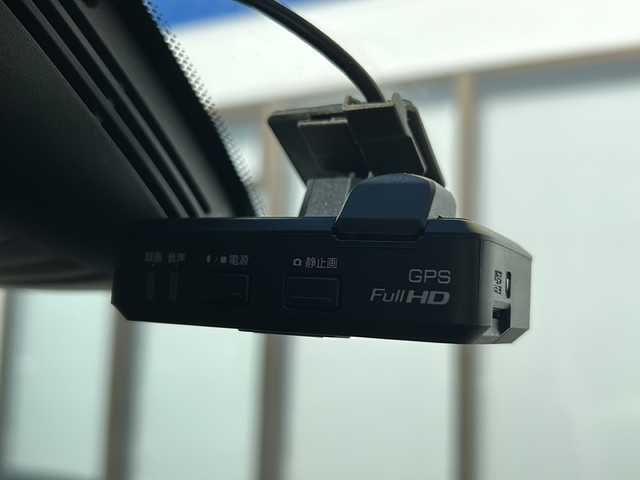 日産 セレナ ハイウェイスター 東京都 2018(平30)年 10.3万km アズライトブルー (株)IDOMが運営する【じしゃロン国分寺店】の自社ローン専用車両になりますこちらは現金またはオートローンご利用時の価格です。自社ローンご希望の方は別途その旨お申付け下さい/純正9インチナビ/Bluetooth接続/全方位カメラ/フルセグテレビ/純正フリップダウンモニター/エマージェンシーブレーキ/クルーズコントロール/WAC/両側パワースライドドア/純正16インチアルミホイール/LEDヘッドライト