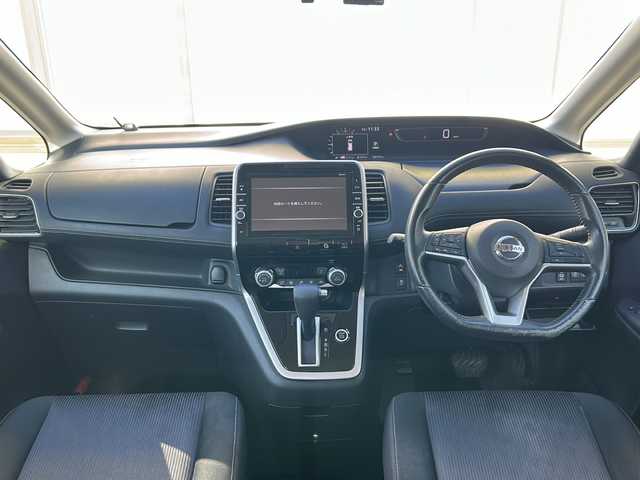 日産 セレナ ハイウェイスター 東京都 2018(平30)年 10.3万km アズライトブルー (株)IDOMが運営する【じしゃロン国分寺店】の自社ローン専用車両になりますこちらは現金またはオートローンご利用時の価格です。自社ローンご希望の方は別途その旨お申付け下さい/純正9インチナビ/Bluetooth接続/全方位カメラ/フルセグテレビ/純正フリップダウンモニター/エマージェンシーブレーキ/クルーズコントロール/WAC/両側パワースライドドア/純正16インチアルミホイール/LEDヘッドライト