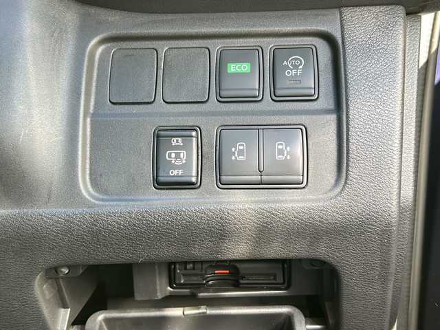 日産 セレナ ハイウェイスター 東京都 2018(平30)年 10.3万km アズライトブルー (株)IDOMが運営する【じしゃロン国分寺店】の自社ローン専用車両になりますこちらは現金またはオートローンご利用時の価格です。自社ローンご希望の方は別途その旨お申付け下さい/純正9インチナビ/Bluetooth接続/全方位カメラ/フルセグテレビ/純正フリップダウンモニター/エマージェンシーブレーキ/クルーズコントロール/WAC/両側パワースライドドア/純正16インチアルミホイール/LEDヘッドライト