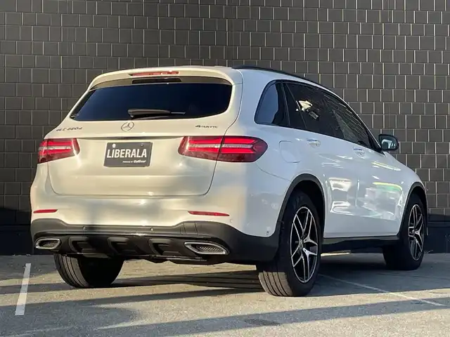 メルセデス・ベンツ ＧＬＣ２２０ d 4マチック ローレウスED 三重県 2019(令1)年 2.3万km ダイヤモンドホワイト サンルーフ　/ブルメスター　/フットトランクオープナー　/純正ナビ　/全方位カメラ　/ETC　/ハーフレザー　/パワーシート　/全席シートヒーター/純正19インチアルミ　/ACC　/レーダーセーフティパッケージ　/キーレスゴー　