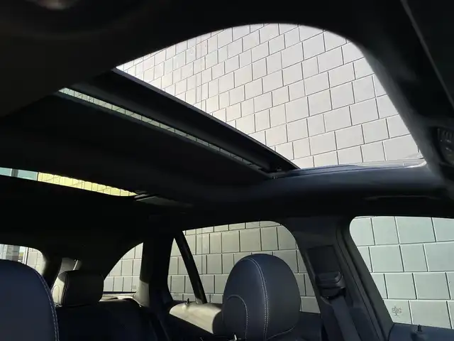 メルセデス・ベンツ ＧＬＣ２２０ d 4マチック ローレウスED 三重県 2019(令1)年 2.3万km ダイヤモンドホワイト サンルーフ　/ブルメスター　/フットトランクオープナー　/純正ナビ　/全方位カメラ　/ETC　/ハーフレザー　/パワーシート　/全席シートヒーター/純正19インチアルミ　/ACC　/レーダーセーフティパッケージ　/キーレスゴー　