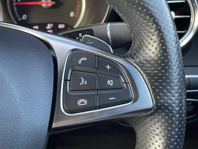 メルセデス・ベンツ ＧＬＣ２２０ d 4マチック ローレウスED 三重県 2019(令1)年 2.3万km ダイヤモンドホワイト サンルーフ　/ブルメスター　/フットトランクオープナー　/純正ナビ　/全方位カメラ　/ETC　/ハーフレザー　/パワーシート　/全席シートヒーター/純正19インチアルミ　/ACC　/レーダーセーフティパッケージ　/キーレスゴー　