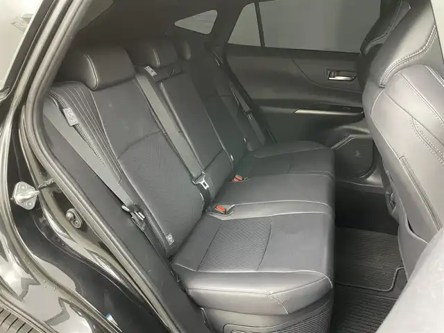 トヨタ ハリアー ハイブリッド Z レザーパッケージ 岡山県 2024(令6)年 2万km プレシャスブラックパール モデリスタエアロ/ＪＢＬプレミアムサウンド/純正１２．３インチディスプレイオーディオ/【Bluetooth/フルセグTV/Carplay】/パノラミックビューモニター/デジタルインナーミラー/衝突軽減ブレーキシステム/レーダークルーズコントロール/ＥＴＣ２．０　/レザーシート/前席シートヒーター/前席エアシート/前席パワーシート/ステアリングヒーター/純正ドライブレコーダー（前）/ヘッドアップディスプレイ/オートブレーキホールド/シートメモリー/LEDヘッドライト/オートハイビーム/スマートキー×2/取扱説明書/ナビ取扱説明書