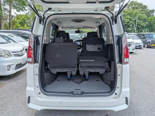 日産 セレナ ハイウェイスター G 栃木県 2016(平28)年 12.5万km ブリリアントホワイトパール (株)IDOMが運営する【じしゃロン宇都宮店】の自社ローン対象車両になります。こちらは現金またはオートローンご利用時の価格です。自社ローンご希望の方は別途その旨お申付け下さい。/純正メーカーナビ/(CD/DVD/TV/BT)/バックカメラ/衝突被害軽減システム/クルーズコントロール/パーキングアシスト/両側パワースライドドア/ハンズフリーオートスライドドア/横滑り防止装置/アイドリングストップ/LEDヘッドライト/フォグランプ/オートライト/純正16インチAW/純正フロントエアロ/サンシェード