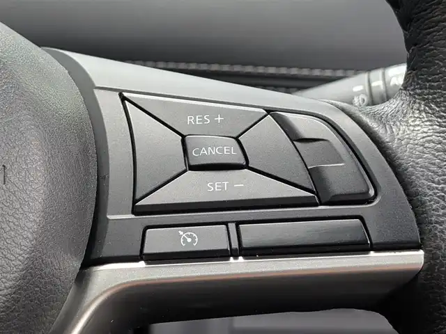 日産 セレナ ハイウェイスター G 栃木県 2016(平28)年 12.5万km ブリリアントホワイトパール (株)IDOMが運営する【じしゃロン宇都宮店】の自社ローン対象車両になります。こちらは現金またはオートローンご利用時の価格です。自社ローンご希望の方は別途その旨お申付け下さい。/純正メーカーナビ/(CD/DVD/TV/BT)/バックカメラ/衝突被害軽減システム/クルーズコントロール/パーキングアシスト/両側パワースライドドア/ハンズフリーオートスライドドア/横滑り防止装置/アイドリングストップ/LEDヘッドライト/フォグランプ/オートライト/純正16インチAW/純正フロントエアロ/サンシェード