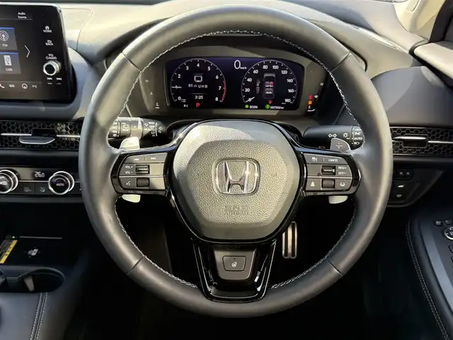 ホンダ ＺＲ－Ｖ Z 道央・札幌 2023(令5)年 0.8万km クリスタルブラックパール ・Honda SENSING/／衝突軽減ブレーキ/／誤発進抑制機能/／アダプティブクルーズコントロール/／車線維持支援システム/／オートハイビーム/／ブラインドスポットインフォメーション/・BOSE/・純正メモリナビ/・フルセグTV/・全方位カメラ/・フロント／サイド／バックカメラ/・ETC2.0/・前席パワーシート/・前席シートヒーター/・ワイパーデアイサー/・ステアリングヒーター/・純正LEDヘッドライト/・オートライト/・置くだけ充電