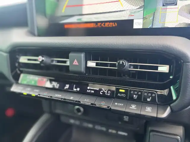トヨタ ランドクルーザー ２５０ VX 京都府 2024(令6)年 0.6万km ブラック ワンオーナー車/トヨタセーフティセンス/・プリクラッシュセーフティ/・レーンディバーチャーアラート/・オートマチックハイビーム/・プロアクティブドライビングアシスト/・レーダークルーズコントロール/・ロードサインアシスト/純正12.3インチメモリーナビ、地デジ、Bluetooth/USB端子、HDMI端子/パノラミックビューモニター/運転席パワーシート/前席エアーシート/シートヒーター/デジタルインナーミラ/ビルトイン2.0ETC/ハンドルヒーター/LEDヘッドランプ/純正18インチアルミホイール/スペアキー