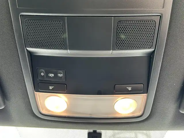 フォルクスワーゲン ザ・ビートル デザイン 愛媛県 2015(平27)年 7.3万km ディープブラックパールエフェクト デジタル液晶カーオーディオ/LEDヘッドライト/ETC/AUX/後部座席ISOFIXシート/ウィンカーミラー/純正フロアマット/社外16AW/ABS/CDチェンジャー/リモコンキー/パワーステアリング/パワーウィンドウ