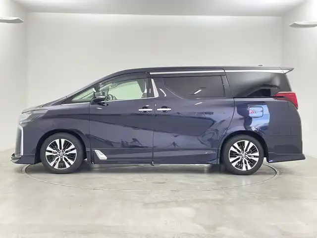 トヨタ アルファード S Cパッケージ 群馬県 2020(令2)年 2万km スパークリングブラックパールクリスタルシャイン メーカーオプション１０．５型ナビ　純正１３．３型リアエンターテインメントシステム　ＪＢＬサウンド　サンルーフ　ＴＲＤフルエアロ　デジタルインナーミラー　全周囲カメラ　ビルトインＥＴＣ　ドラレコ　禁煙車
