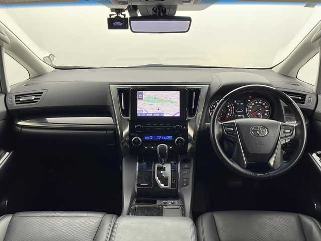 トヨタ アルファード S Cパッケージ 愛知県 2020(令2)年 6.7万km ホワイトパールクリスタルシャイン /禁煙車//純正9インチナビ//フルセグTV//CD・DVDデッキ//ビルトインETC//バックカメラ//社外ドライブレコーダー(GL-05AP)//モデリスタエアロ//純正リヤシートエンターテインメントシステム//デジタルインナーミラー//トヨタセーフティセンス//プリクラッシュセーフティ//レーントレーシングアシスト//レーダークルーズコントロール//ロードサインアシスト//アダプティブハイビームシステム//発進遅れ告知//インテリジェントクリアランスソナー//スーパーUV&IRカットガラス//ブラックエクステンション3眼LEDヘッドライト//オートライト//LEDフォグランプ//両側ワンタッチパワースライドドア//合皮+メタルウッド+スパッタリング内装//合皮シート//前席パワーシート(快適温熱+ベンチレーション付)//運転席ポジションメモリー//2列目エグゼクティブパワーシート//2列目パワーオットマン//3列目スペースアップシート//純正フロアマット//純正ドアバイザー//本革コンビステア//ステアスイッチ//ステアヒーター//プッシュスタート//電動格納ミラー(リバース連動機能付)//イモビライザー