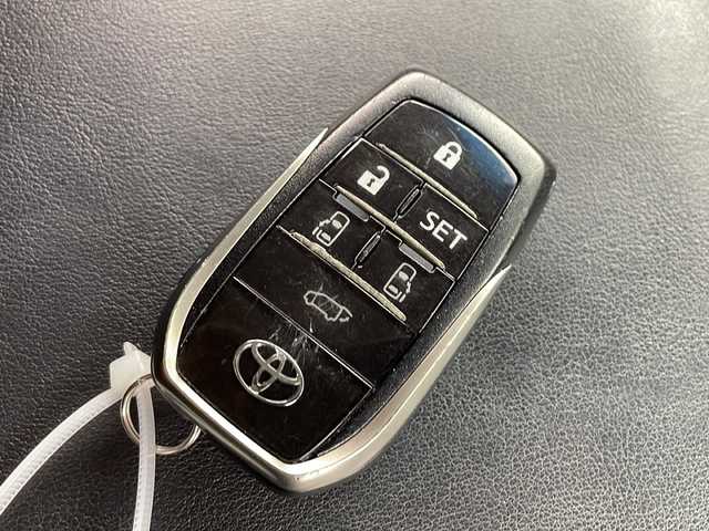 トヨタ アルファード S Cパッケージ 愛知県 2020(令2)年 6.7万km ホワイトパールクリスタルシャイン /禁煙車//純正9インチナビ//フルセグTV//CD・DVDデッキ//ビルトインETC//バックカメラ//社外ドライブレコーダー(GL-05AP)//モデリスタエアロ//純正リヤシートエンターテインメントシステム//デジタルインナーミラー//トヨタセーフティセンス//プリクラッシュセーフティ//レーントレーシングアシスト//レーダークルーズコントロール//ロードサインアシスト//アダプティブハイビームシステム//発進遅れ告知//インテリジェントクリアランスソナー//スーパーUV&IRカットガラス//ブラックエクステンション3眼LEDヘッドライト//オートライト//LEDフォグランプ//両側ワンタッチパワースライドドア//合皮+メタルウッド+スパッタリング内装//合皮シート//前席パワーシート(快適温熱+ベンチレーション付)//運転席ポジションメモリー//2列目エグゼクティブパワーシート//2列目パワーオットマン//3列目スペースアップシート//純正フロアマット//純正ドアバイザー//本革コンビステア//ステアスイッチ//ステアヒーター//プッシュスタート//電動格納ミラー(リバース連動機能付)//イモビライザー