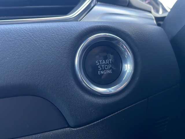 マツダ ＣＸ－５ 25S プロアクティブ 道東・釧路十勝 2017(平29)年 9.6万km ジェットブラックマイカ 4WD/純正SDナビ/・フルセグ/CD/DVD/BT/ラジオ/BOSEサウンドシステム/バックカメラ/レーダークルーズコントロール/衝突軽減ブレーキ/レーンキープアシスト/パーキングソナー/アイドリングストップ/ETC/純正19インチアルミホイール/スタッドレスアルミ積込/プッシュスタート/スマートキー/電動パーキングブレーキ/フロアマット