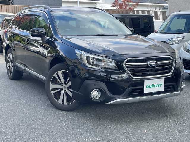 スバル アウトバック リミテッド 福岡県 2017(平29)年 4.7万km クリスタルブラックシリカ 純正ナビ/AppleCarPlay/SD/DISC/iPod/USB/TV/Bluetooth/RADIO/AUX/SI-DEIVE/アイサイト/横滑り/バックカメラ/プッシュスタート/シートヒーター（全席）/純正フロアマット/プリクラッシュ/アイドリングストップ/クルーズコントロール/ハンズフリー/オートライト/電動格納ミラー/パワーリヤゲート/キープレーンアシスト/ステアリングヒーター/車線逸脱警報/ヒルスタートアシスト/パドルシフト/後側方センサー/純正AW/フォグランプ/ETC/保証書/取扱説明書/スペアキー×１