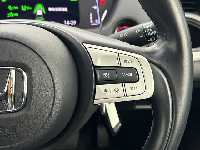 ホンダ フィット e:HEVホーム 三重県 2020(令2)年 3.6万km プレミアムグラマラスブロンズP /禁煙車//純正9型SDナビ//バックカメラ//オートAC//電子サイドブレーキ//ブレーキオートホールド//ホンダセンシング//衝突軽減ブレーキ//レーンキープアシスト//レーダークルーズコントロール//オートハイビーム//ビルトインETC//社外前後ドライブレコーダー//ハーフレザーシート//サイドカーテンエアバッグ//オートライト//LED