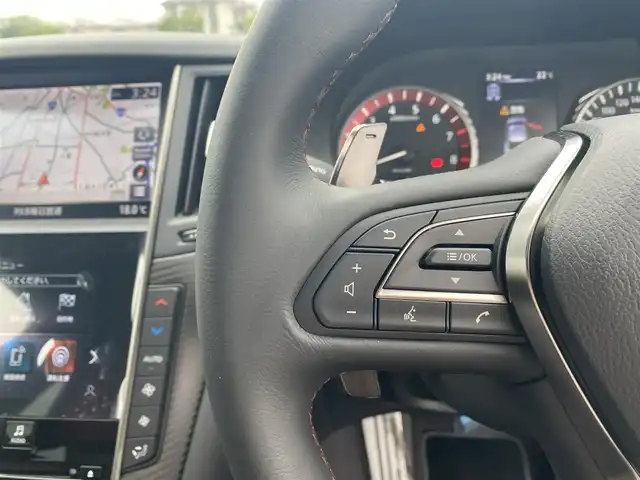 日産 スカイライン ニスモ 福岡県 2024(令6)年 0.1万km未満 グレー ・１オーナー/・サンルーフ/・インテリジェントクルーズコントロール/・ＳＤナビ／ＵＳＢ／Ｂｌｕｅｔｏｏｔｈ／ＣＤ／ＤＶＤ／ＡＵＸ/・全方位カメラ/・ハーフレザーシート/・フルセグ/・純正１９ＡＷ/・プッシュスタート/・パーキングアシスト/・スマートキー/・レーンキープアシスト/・オートライト/・LEDライト/・保証書/・取扱説明書