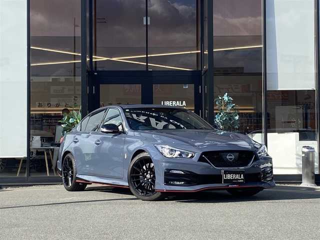 日産 スカイライン ニスモ 福岡県 2024(令6)年 0.1万km未満 グレー ・１オーナー/・サンルーフ/・インテリジェントクルーズコントロール/・ＳＤナビ／ＵＳＢ／Ｂｌｕｅｔｏｏｔｈ／ＣＤ／ＤＶＤ／ＡＵＸ/・全方位カメラ/・ハーフレザーシート/・フルセグ/・純正１９ＡＷ/・プッシュスタート/・パーキングアシスト/・スマートキー/・レーンキープアシスト/・オートライト/・LEDライト/・保証書/・取扱説明書